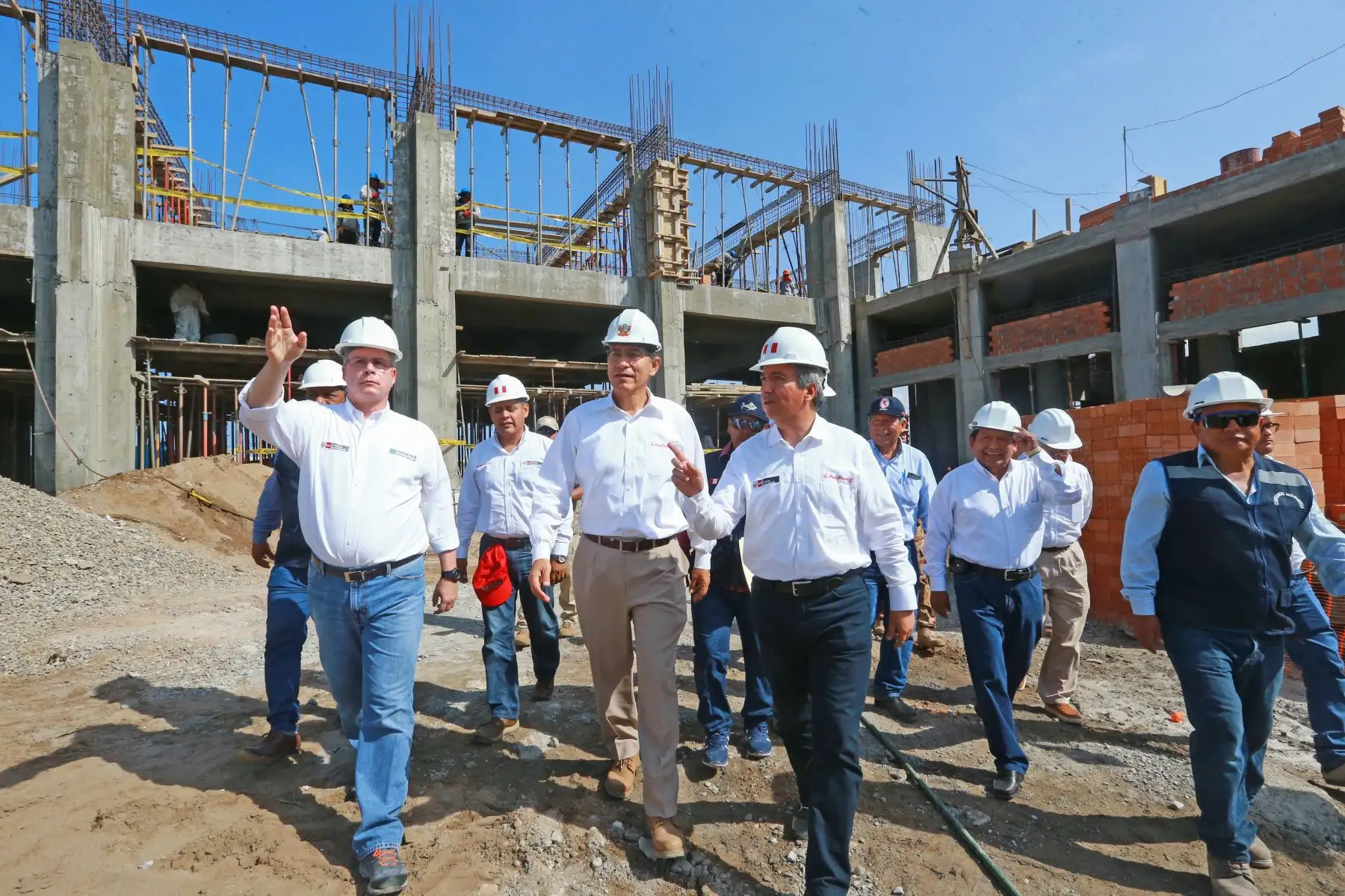 Jefe de Estado inspecciona obras de mejoramiento del Desembarcadero Pesquero Artesanal de Ilo. Foto: ANDINA/Prensa Presidencia