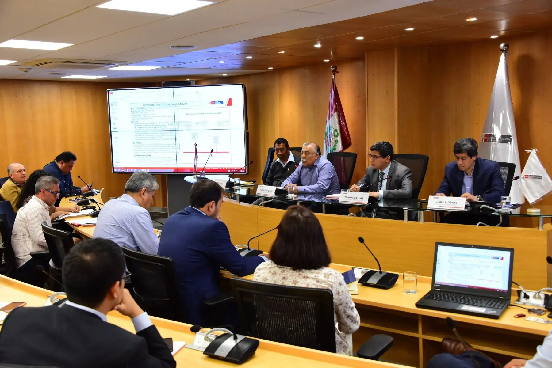 Reunión entre funcionarios del MTC y del Callao.