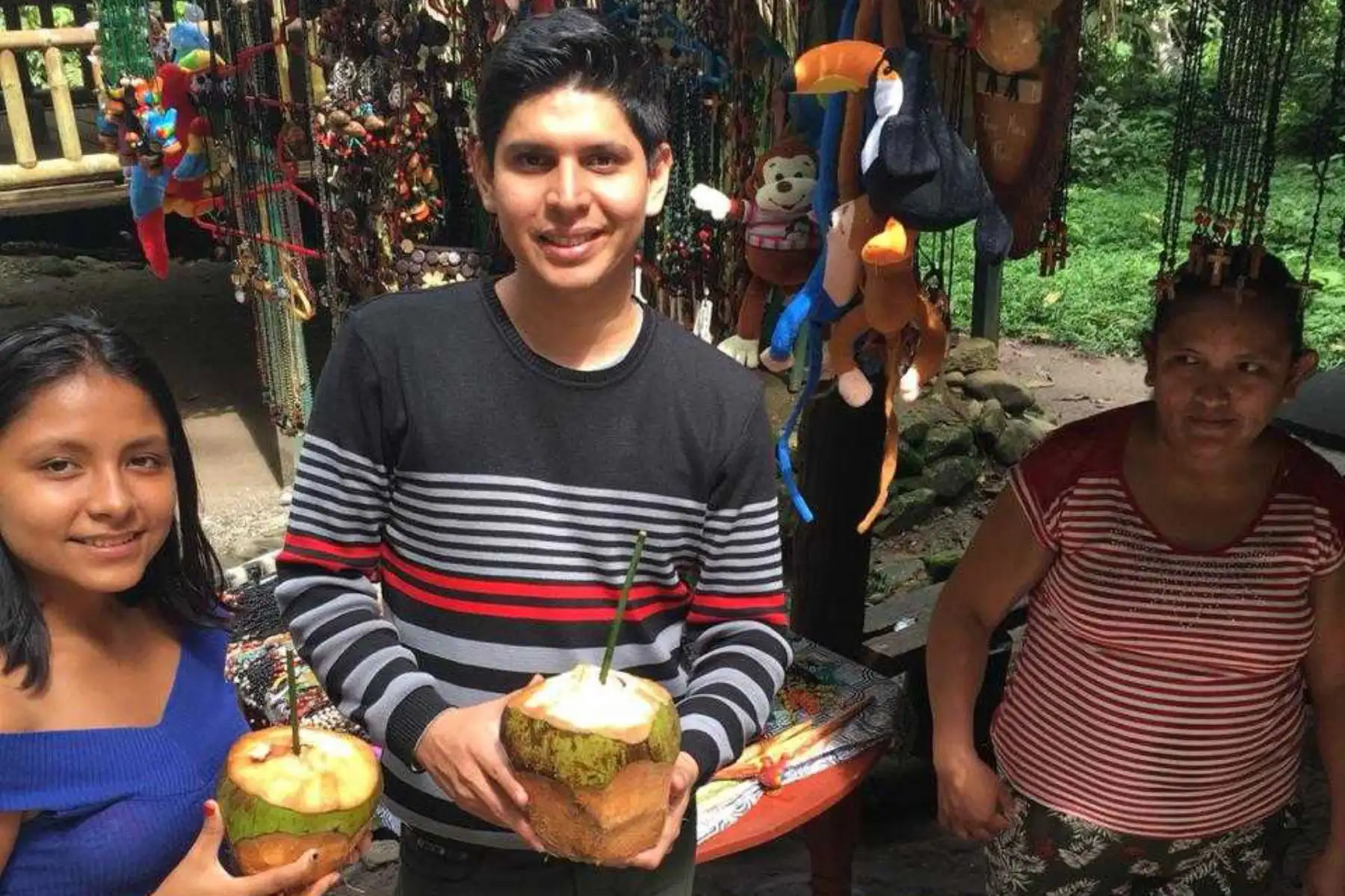 Parque Nacional Tingo María: 107,000 visitantes cambian cañitas de plástico por hechas con bambú