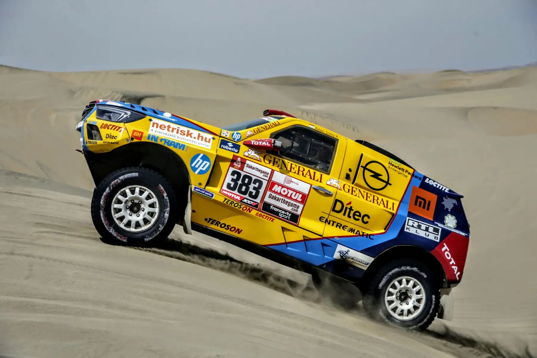 Sexta etapa del Dakar Arequipa - San Juan de Marcona, en el desierto de Tanaka. Foto:ANDINA/Luis Iparraguirre