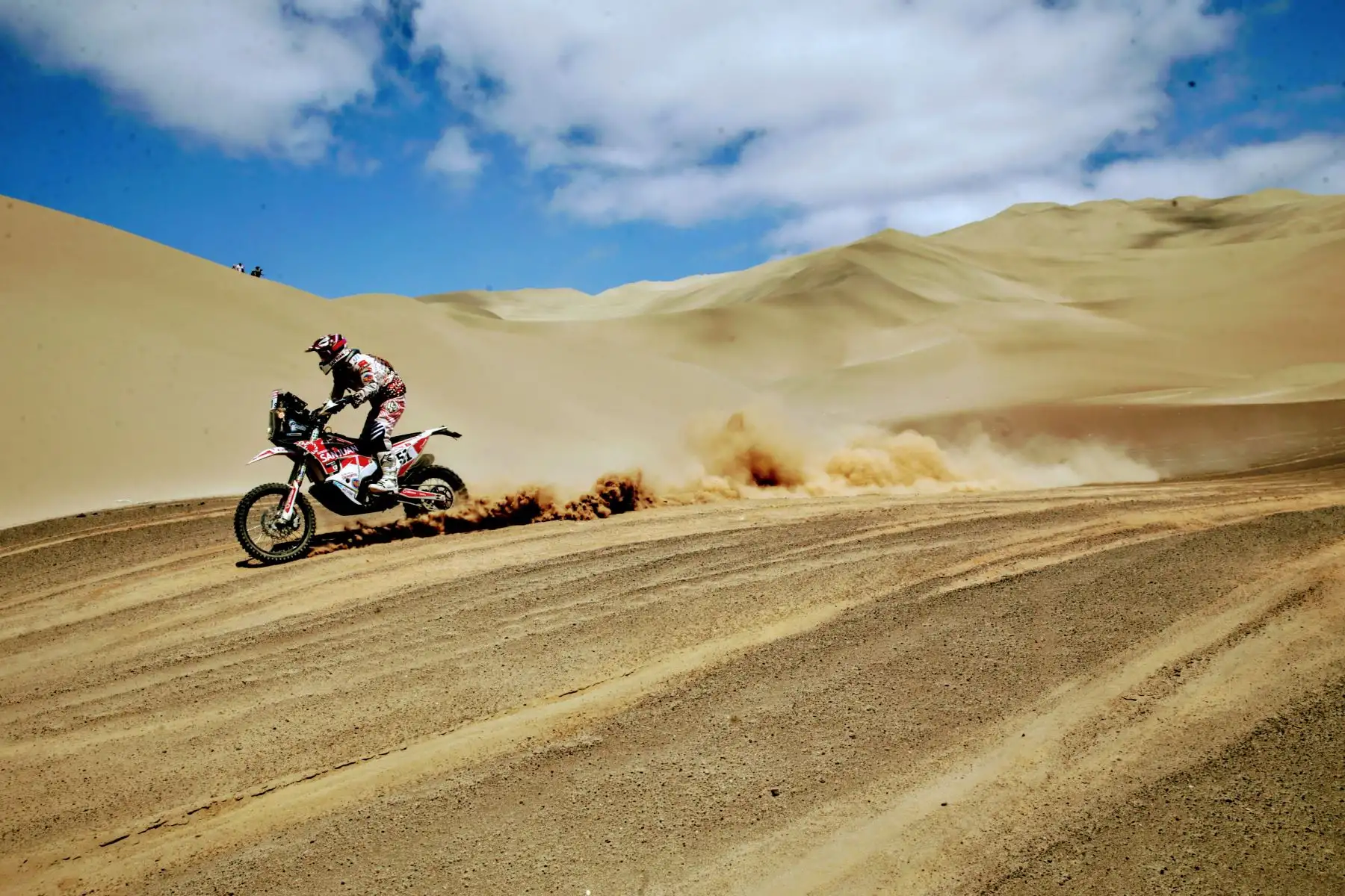 Sexta etapa del Dakar Arequipa - San Juan de Marcona, en el desierto de Tanaca. Foto: ANDINA/Luis Iparraguirre