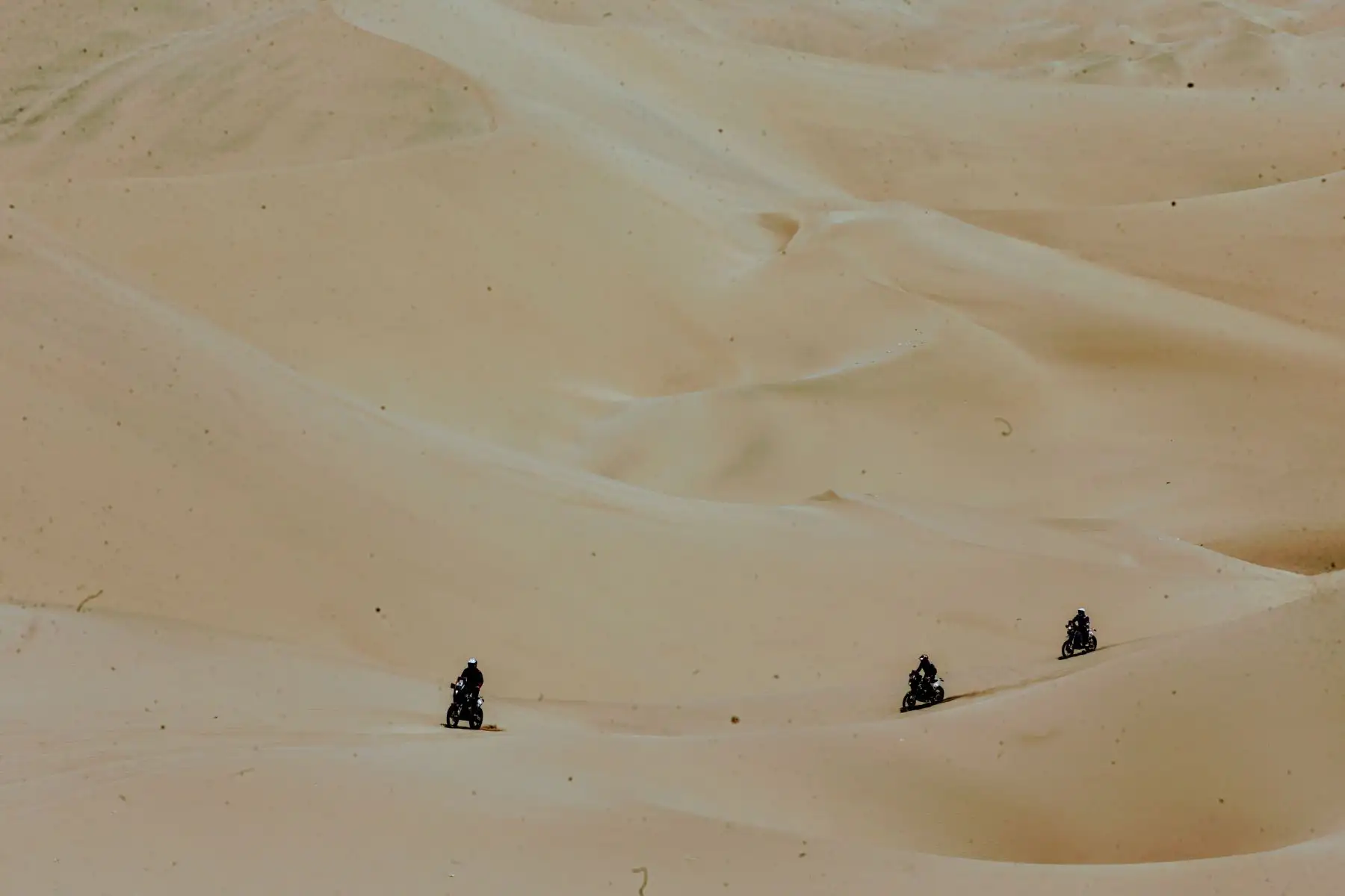 Sexta etapa del Dakar Arequipa - San Juan de Marcona, en el desierto de Tanaca. Foto: ANDINA/Luis Iparraguirre
