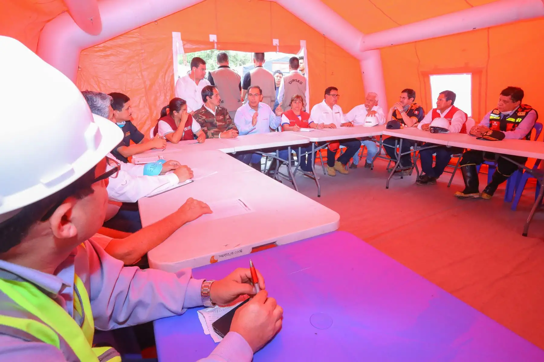 El Presidente Martín Vizcarra realiza su segunda visita de inspección a la zona afectada por el aniego en San Juan de Lurigancho. Foto: ANDINA/Prensa Presidencia