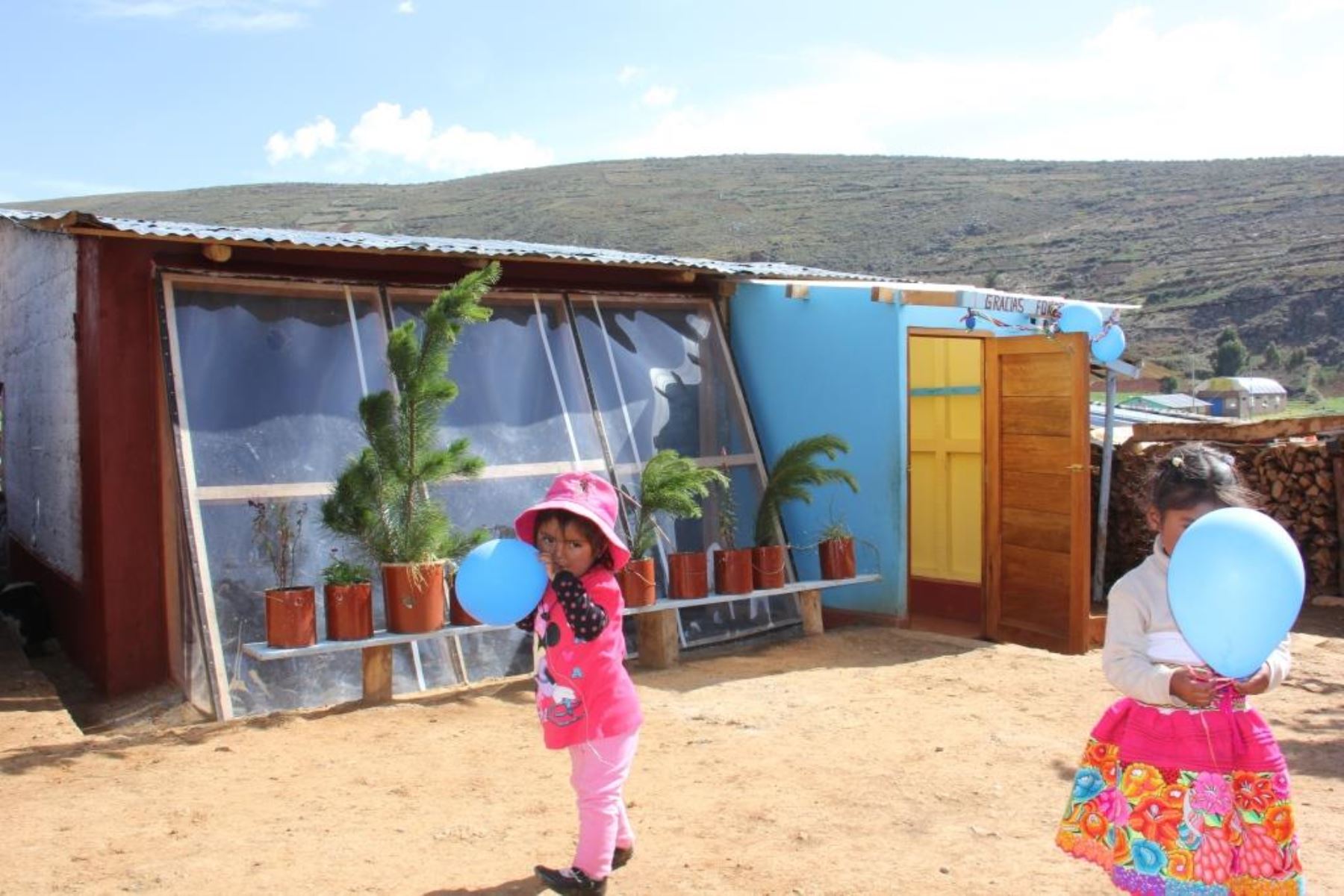 Con viviendas térmicas familias pobres de Junín enfrentarán las heladas. ANDINA/Difusión