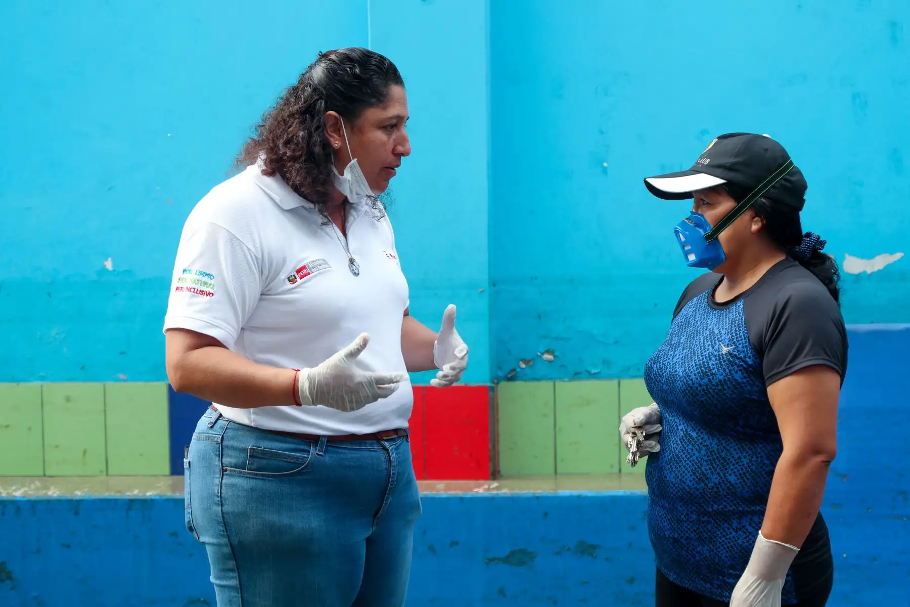 La ministra del Ambiente, Fabiola Muñoz, inspecciona zona afectada por aniego en San Juan de Lurigancho. Foto: ANDINA/Difusión MINAM