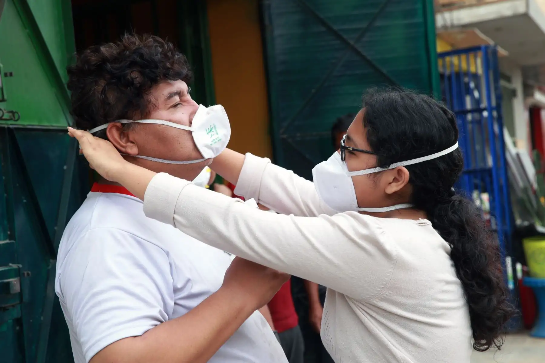 Continuan las labores de limpieza en la zona afectada por el aniego en San Juan de Lurigancho. Foto: ANDINA/Norman Córdova