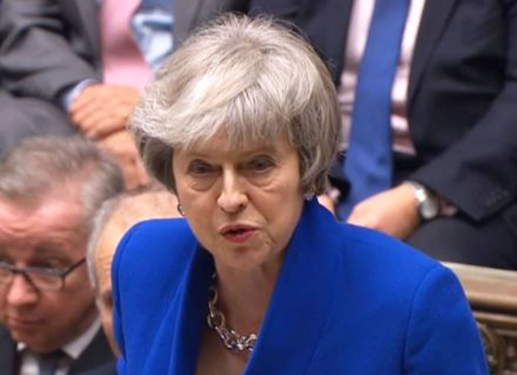 La primera ministra británica, Theresa May, mientras comparece en el Parlamento, en Londres. Foto: EFE.