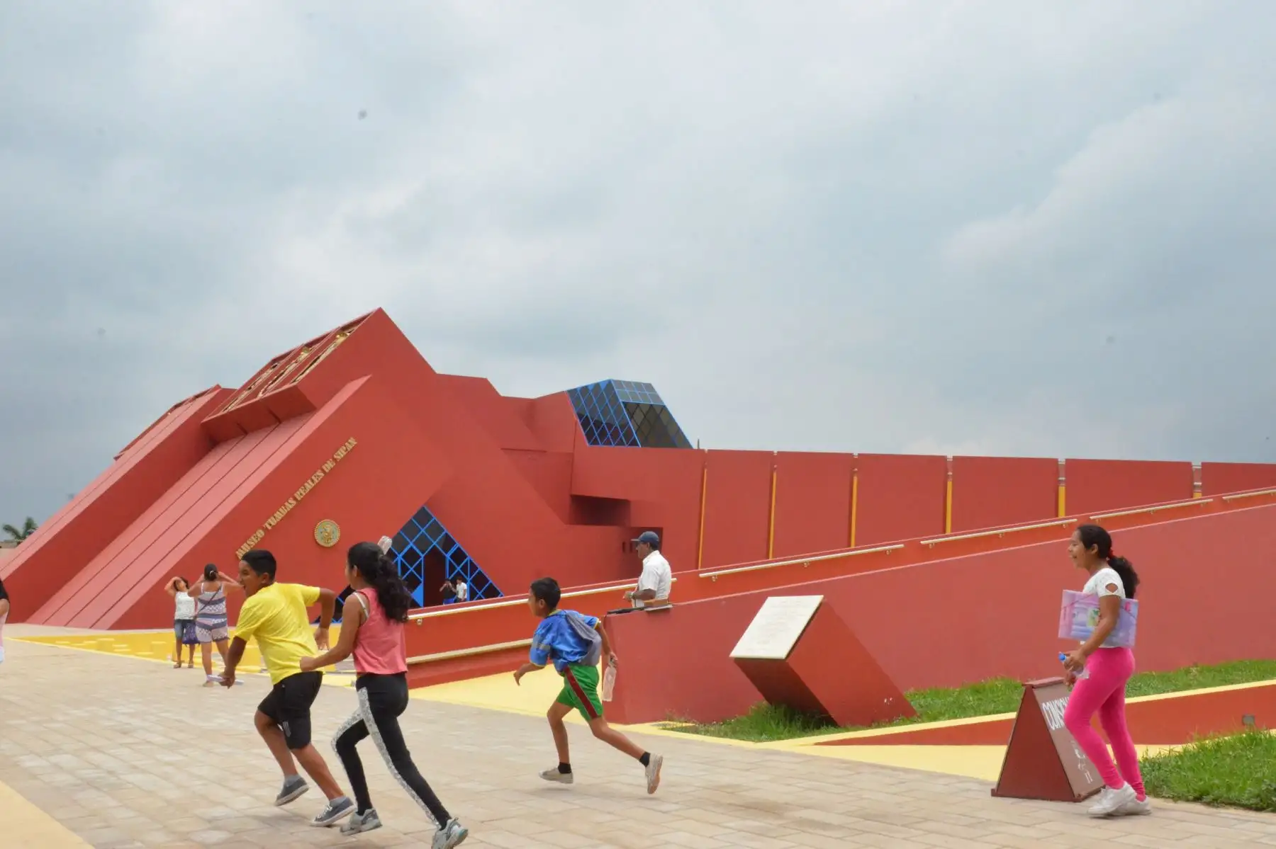 El Museo Tumbas Reales de Sipán, ubicado en la provincia de Lambayeque, es considerado el ícono cultural y turístico del norte.