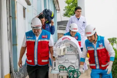 Especialistas del Sistema de Atención Móvil de Urgencias (Samu) del Ministerio de Salud (Minsa) trasladaron, vía aérea, a un bebé prematuro desde la provincia de Andahuaylas, región Apurímac, a Lima, debido a que presentaba complicaciones severas a su salud.