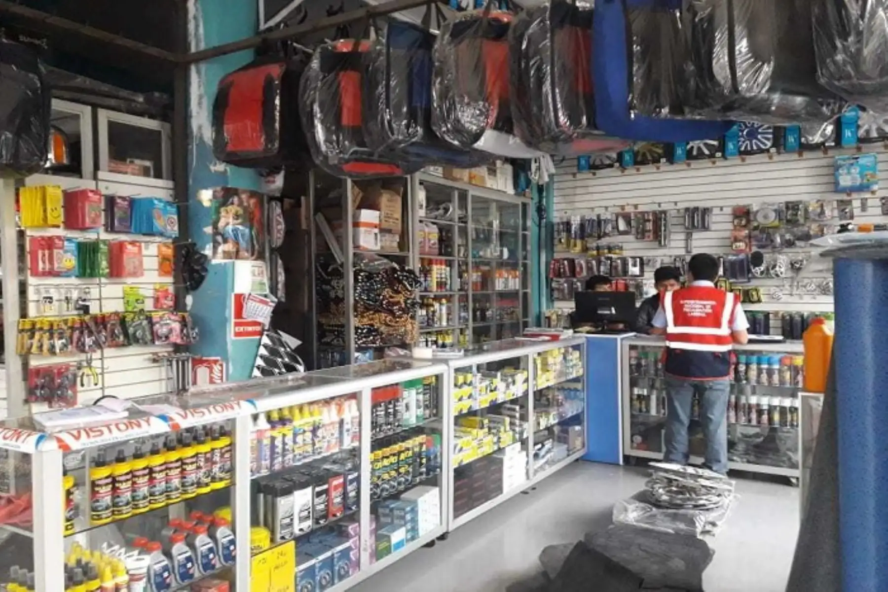 Sunafil), a través de la Intendencia Regional de Ayacucho, halló a dos menores laborando sin autorización de la Autoridad Administrativa de Trabajo.