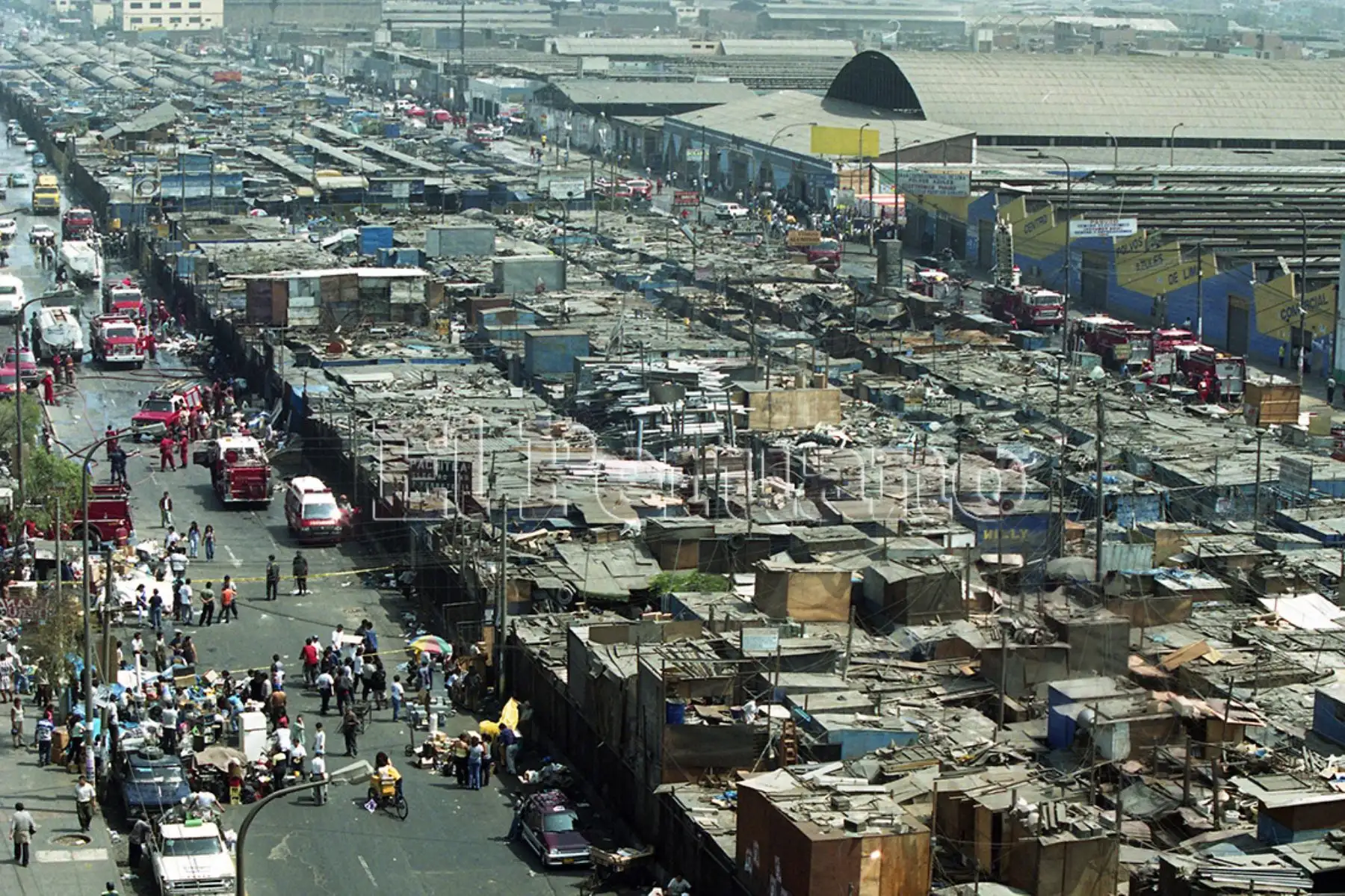 Lima - 4 mayo 2001 / Campo ferial La Malvinas en la avenida Argentina.  Foto:Diario Oficial EL PERUANO / Juan Carlos Chávez