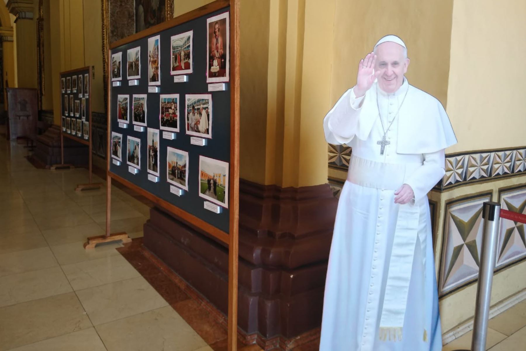 Trujillo evoca visita del papa Francisco con exposición de objetos que usó durante su visita en 2018. ANDINA/Luis Puell