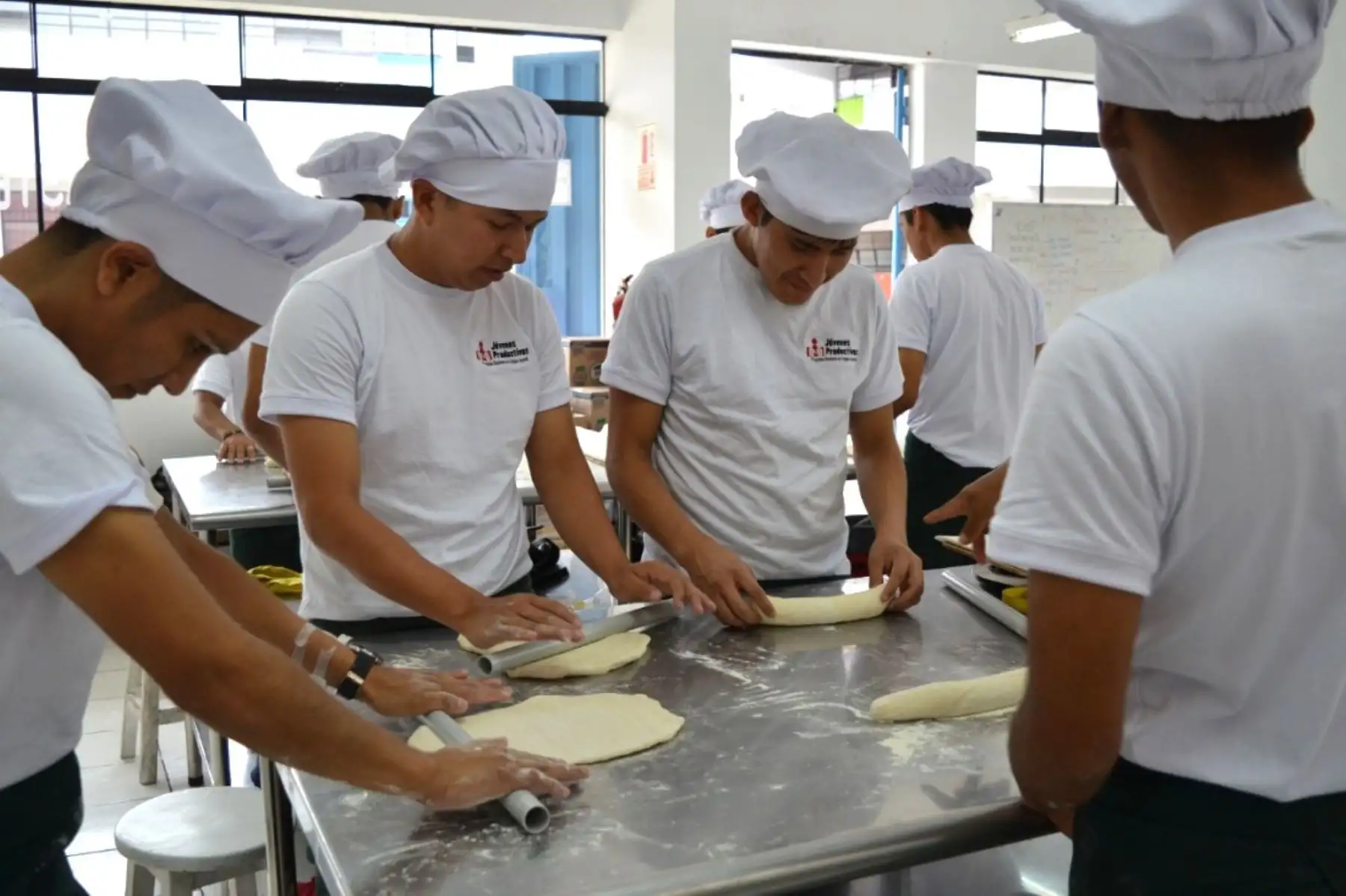 MTPE ofrece 930 becas de capacitación en panadería y operario de almacén. Foto: ANDINA/Difusión.