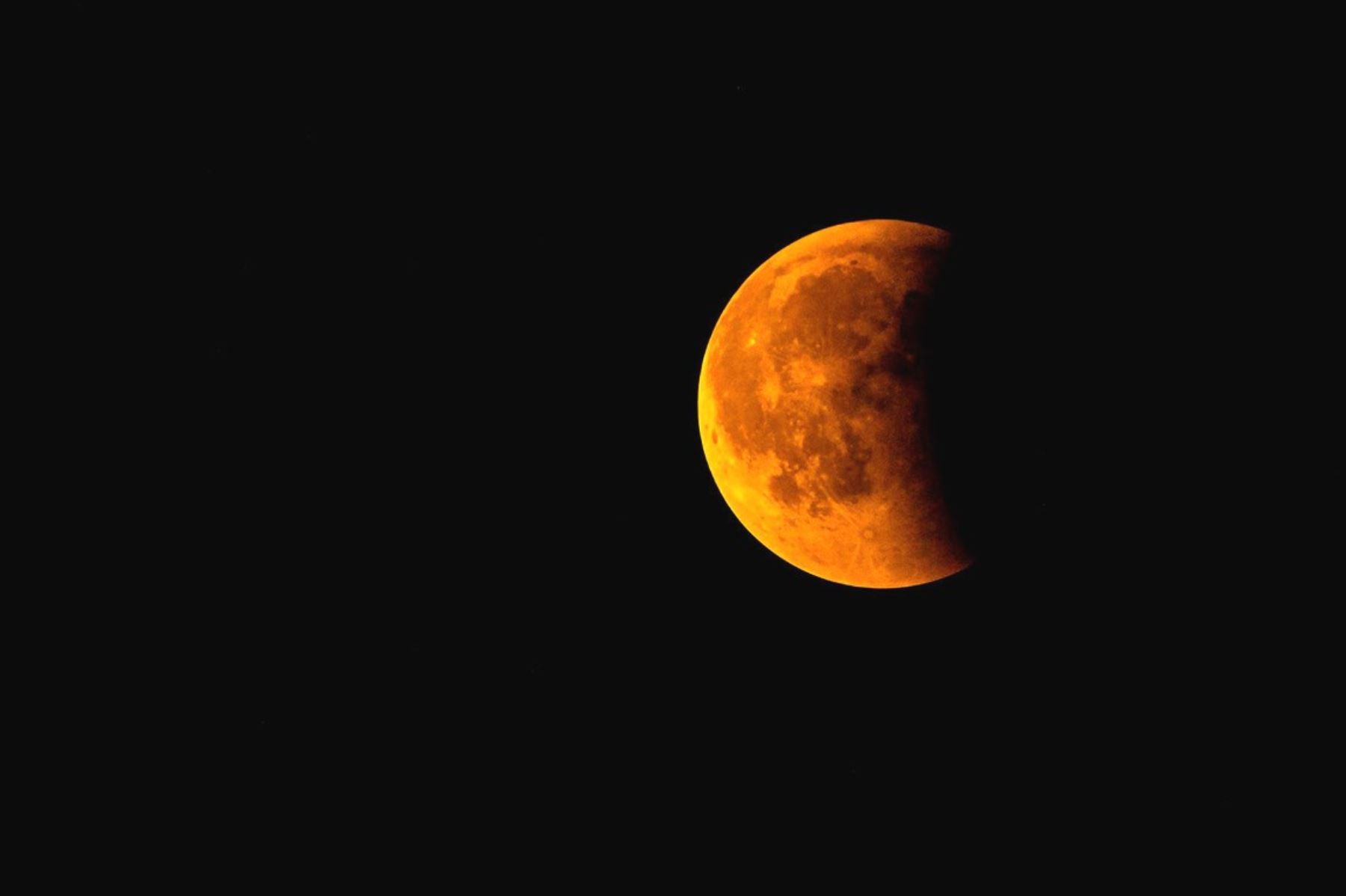 Esta noche habrá "Luna de sangre". Foto: ANDINA/Difusión