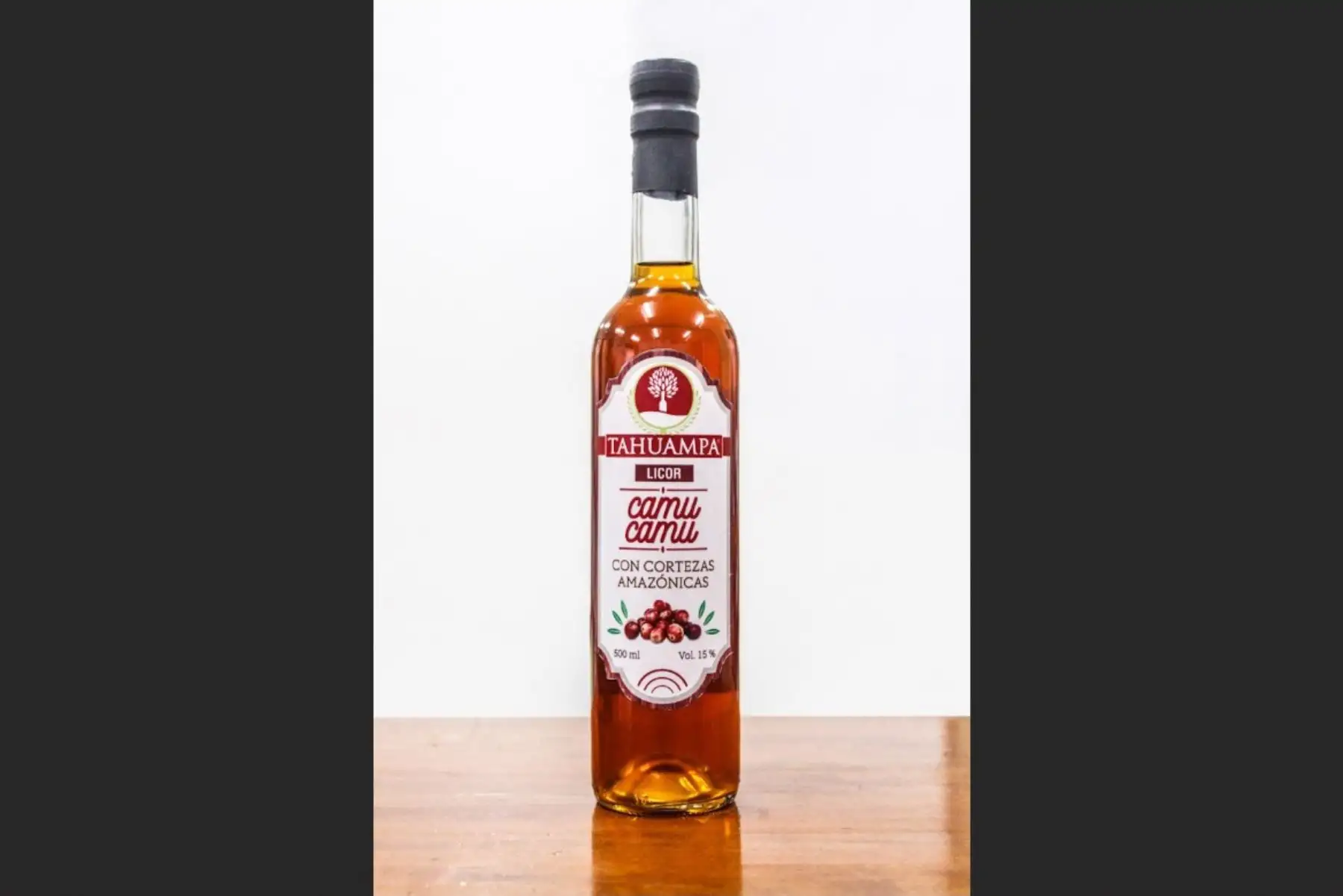 Innovan con licor de camu camu elaborado con cortezas amazónicas medicinales. ANDINA/Difusión