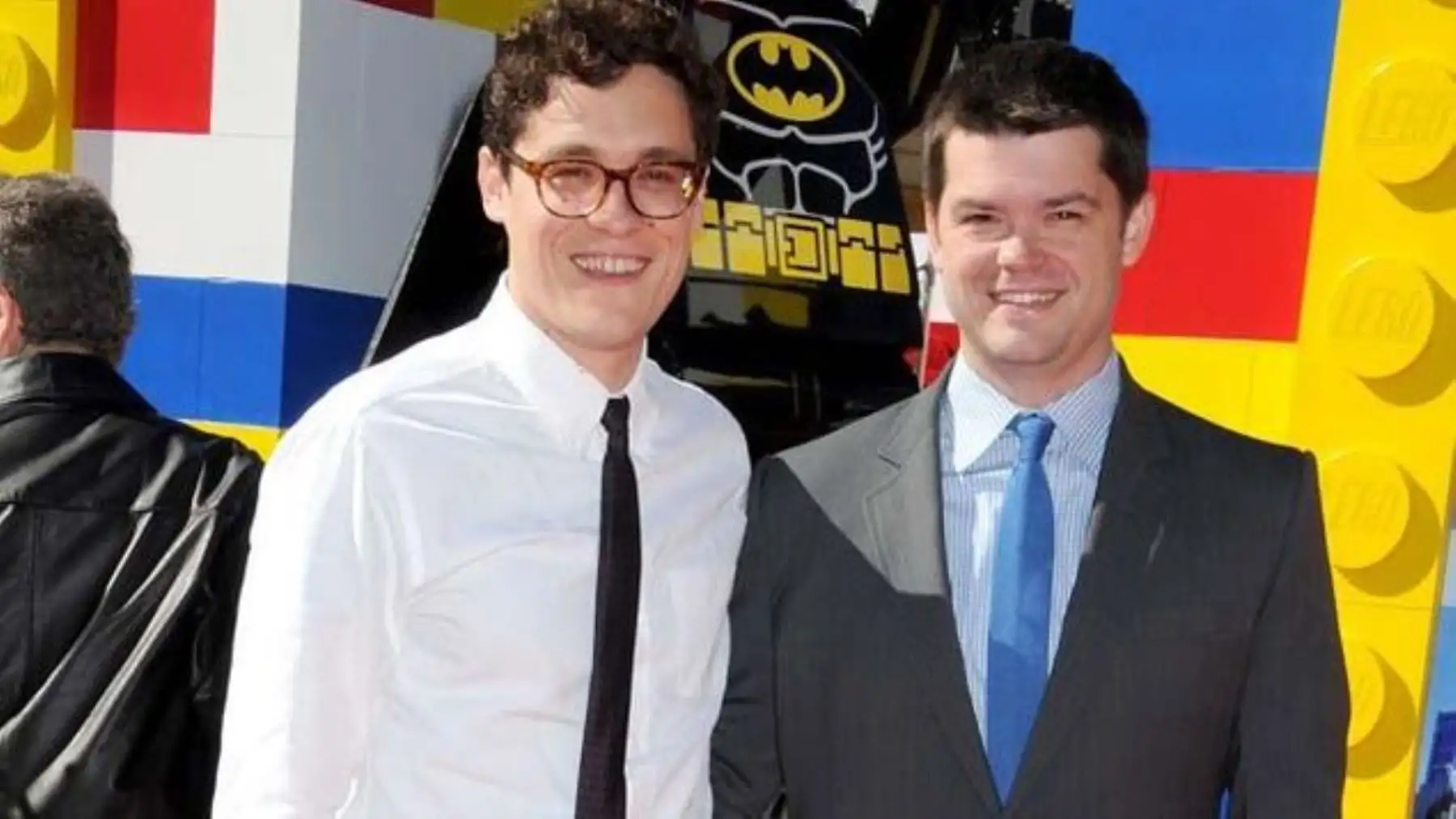 Phil Lord y Chris Miller, las irreverentes mentes que crearon "The Lego Movie", reinterpretan el mito de Spider-Man en una película en la que el protagonista, Miles Morales, es un adolescente de padre afroamericano y madre latina. (Foto: EFE)