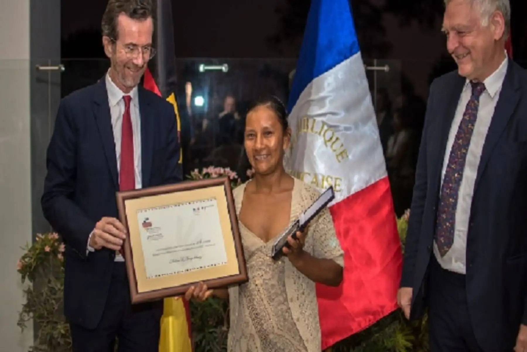 La lideresa amazónica Liz Chicaje Churay, que lucha por la seguridad territorial indígena, es una de los 15 galardonados con el Premio Franco-Alemán de Derechos Humanos y Estado de Derecho. Ella fue una persona clave para que el Parque Nacional Yaguas se vuelva realidad en enero de 2018.
