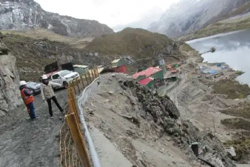El Organismo de Evaluación y Fiscalización Ambiental (OEFA) dictó medidas administrativas a la empresa Compañía Minera Raura S.A., ubicada en el distrito de San Miguel de Cauri, provincia de Lauricocha, región Huánuco, a fin de evitar la alteración de la calidad del agua de las lagunas Caballococha y Rupahuay, calidad del suelo, así como proteger la flora y fauna.
