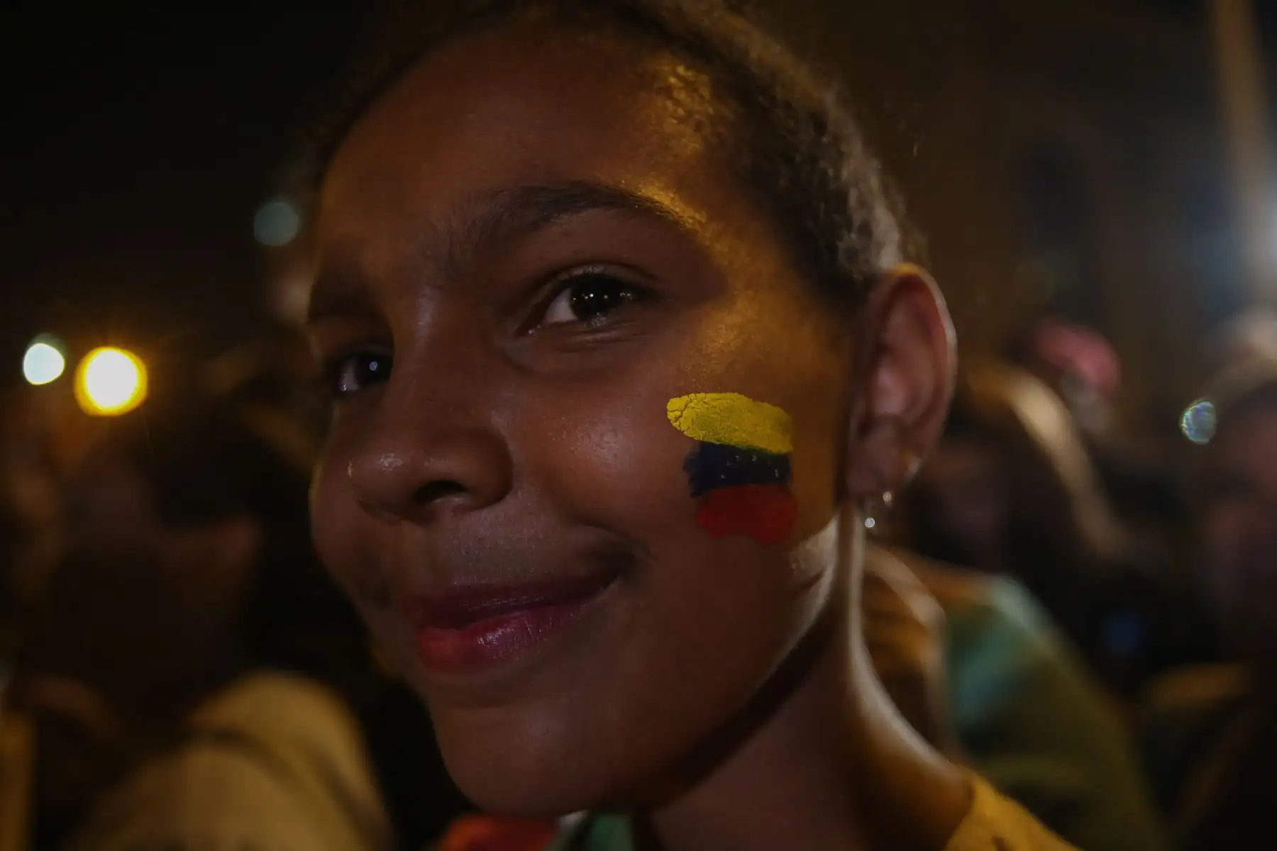 Comunidad venezolana en Lima se concentra en el Parque Kennedy en apoyo al nuevo "presidente encargado" de Venezuela Juan Guaidó. Foto: ANDINA/Nathalie Sayago