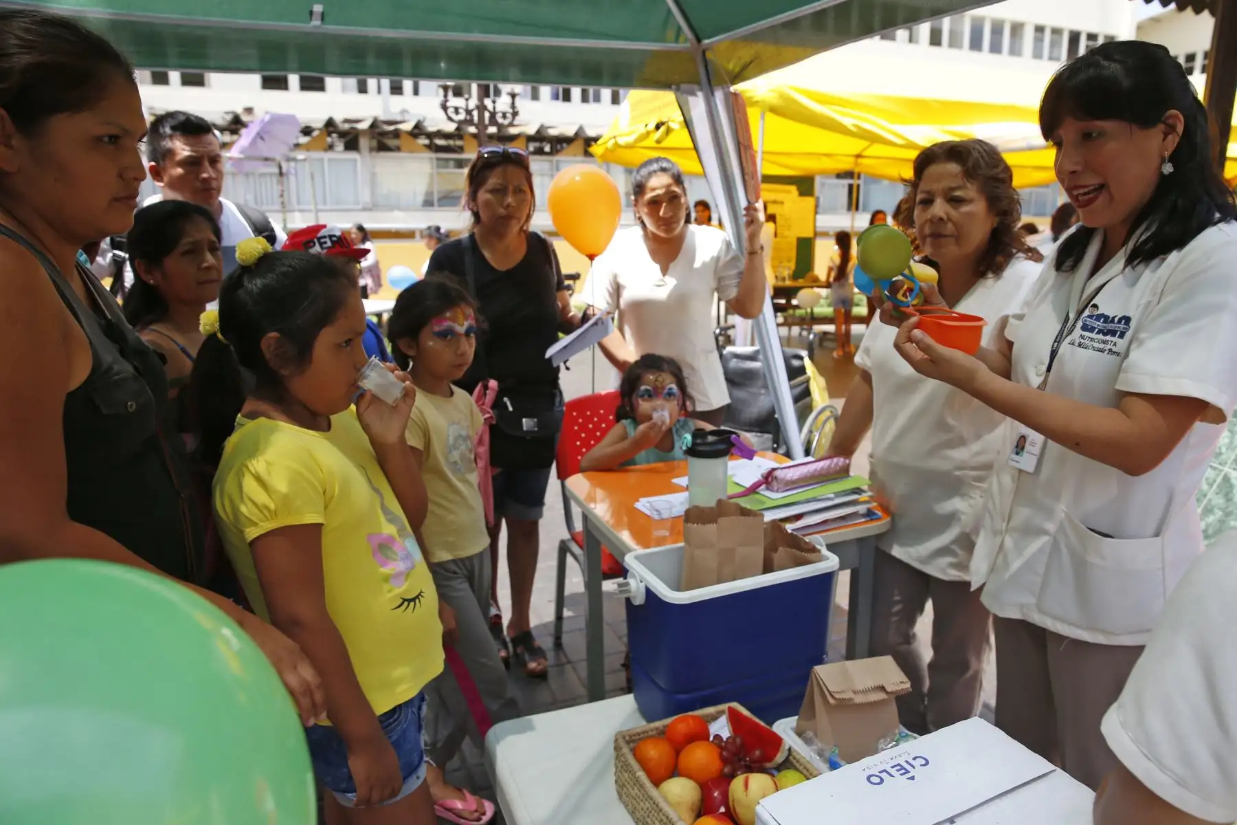 Instituto nacional del Niño sensibiliza a los padres de familia sobre los estilos de vida saludable durante el verano. Foto: ANDINA/Nathalie Sayago