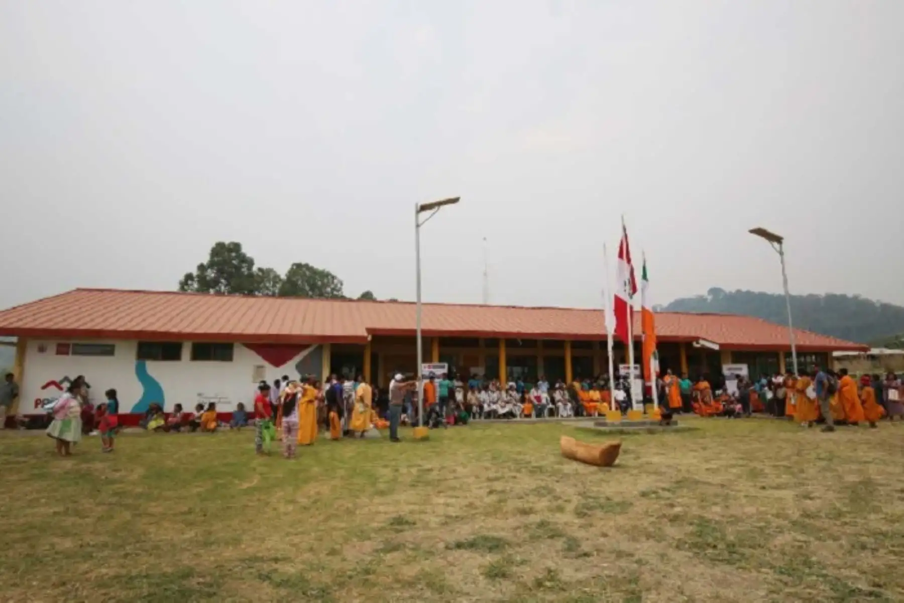 El Programa Nacional PAIS del Ministerio de Desarrollo e Inclusión Social (Midis) será fortalecido en la zona del Valle de los Ríos Apurímac, Ene y Mantaro (Vraem), a través de los 27 Tambos ubicados en esta zona, para continuar acercando los servicios del Estado a las comunidades más alejadas del país, informó la ministra Liliana La Rosa.