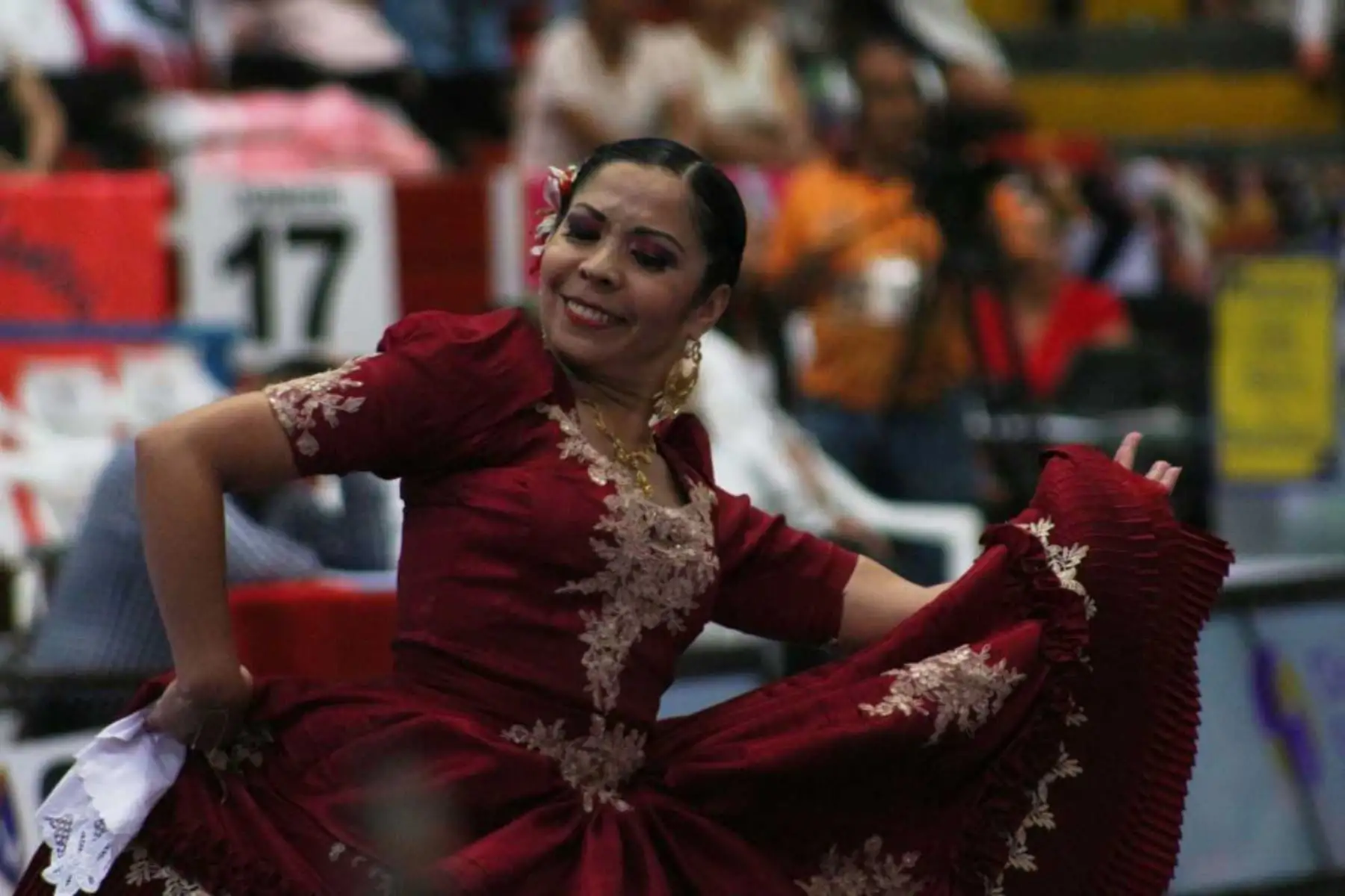 La 59° edición del Concurso Nacional de Marinera y 9° Concurso Mundial de Marinera ingresa a su etapa final y las parejas clasificadas en las 12 categorías esperarán con mucha ansiedad y nerviosismo la gran final a disputarse mañana domingo en el coliseo cerrado Gran Chimú, de la ciudad de Trujillo, capital de la región La Libertad.