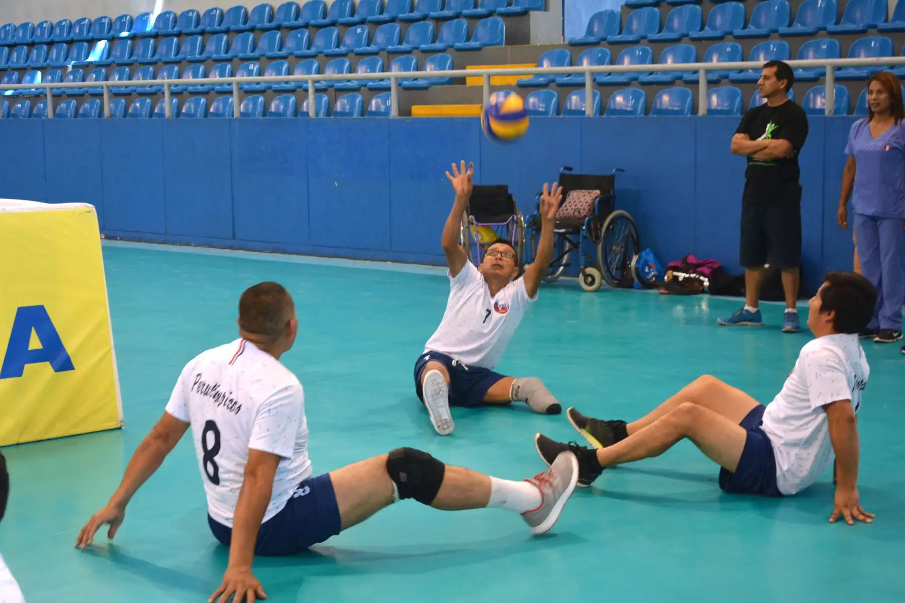 Vóley sentado. Foto: Andina/difusión
