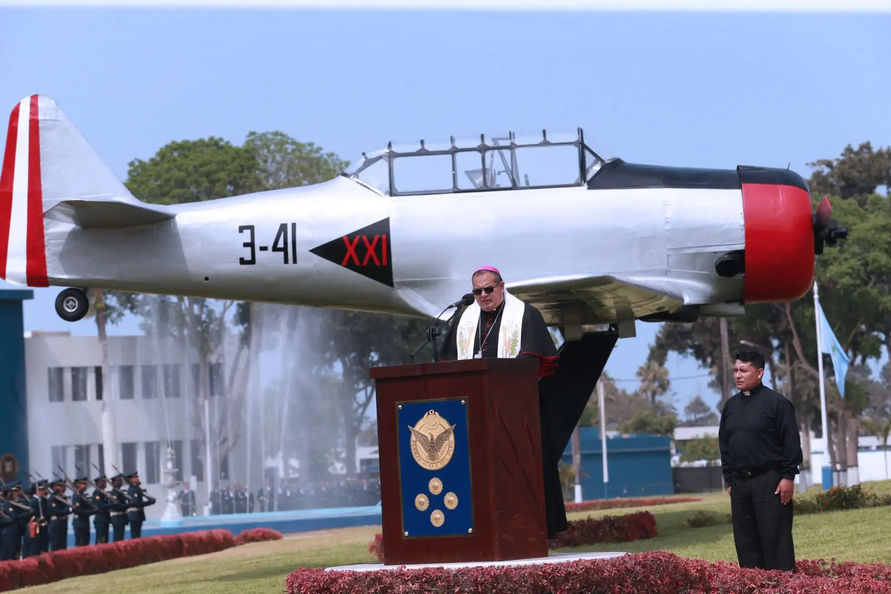Presidente   Martín Vizcarra participó de la ceremonia central por los 100 años  de la Fuerza Aérea del Perú .Foto: ANDINA/Norman Córdova