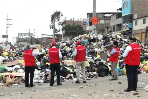 Contraloría verifica limpieza pública a cargo de nuevas autoridades ediles. Foto: ANDINA/Difusión.