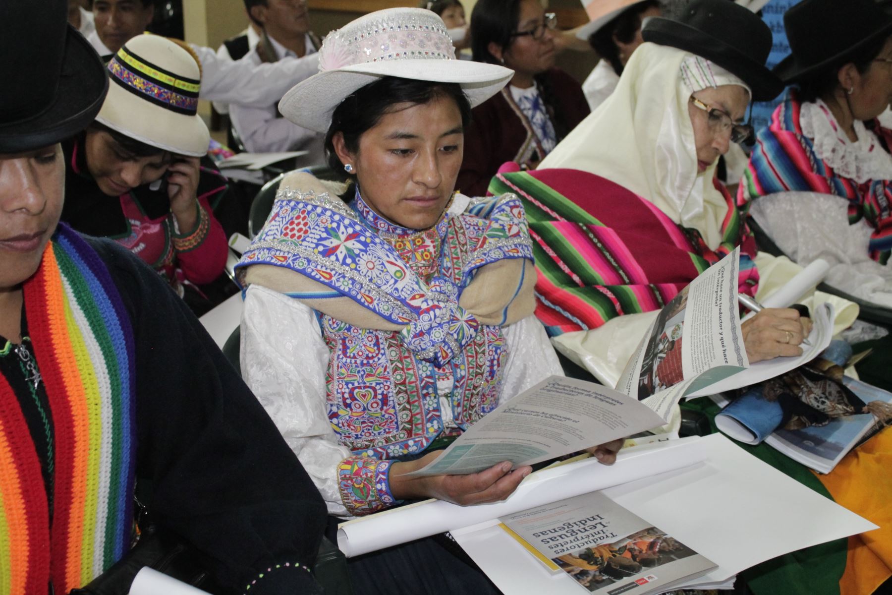 Perú participa en encuentro internacional de lenguas indígenas