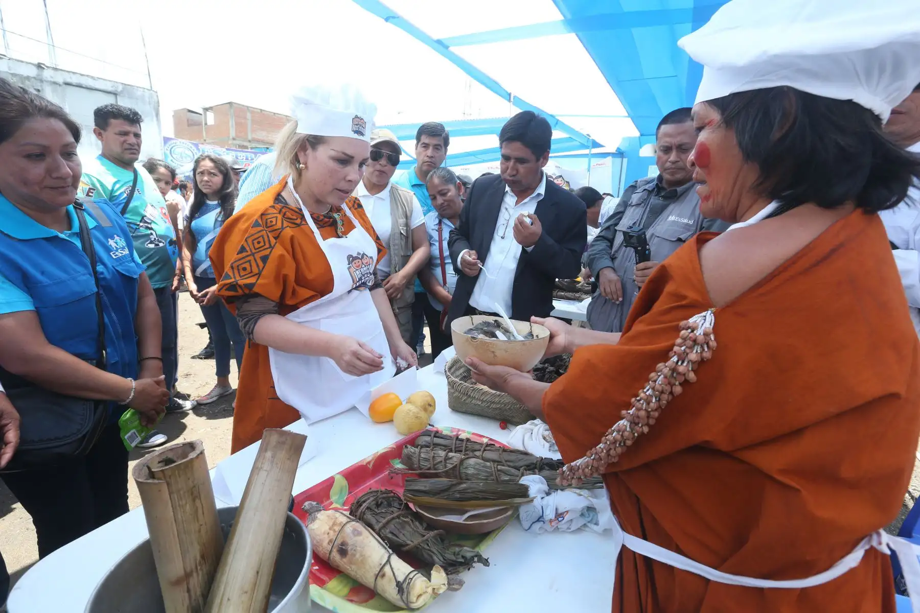 Presidenta ejecutiva de  EsSalud, Fiorella Morinelli, visita la feria gastronómica infancia de hierro en el distrito de Pichari (Vraem). Foto: ANDINA/Vidal Tarqui