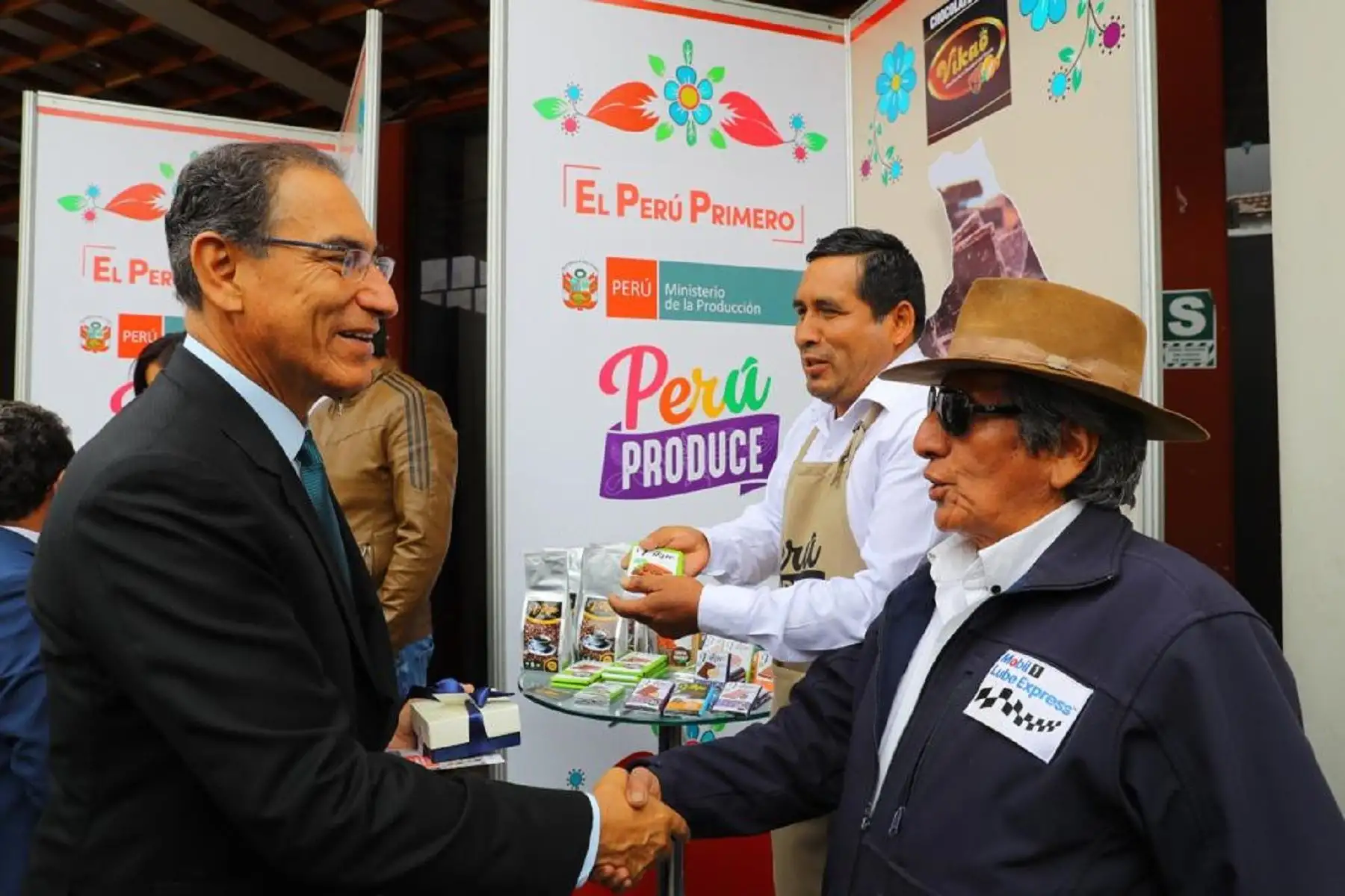 Presidente de la República, Martín Vizcarra, visita la ciudad de Ayacucho. Foto: Presidencia.