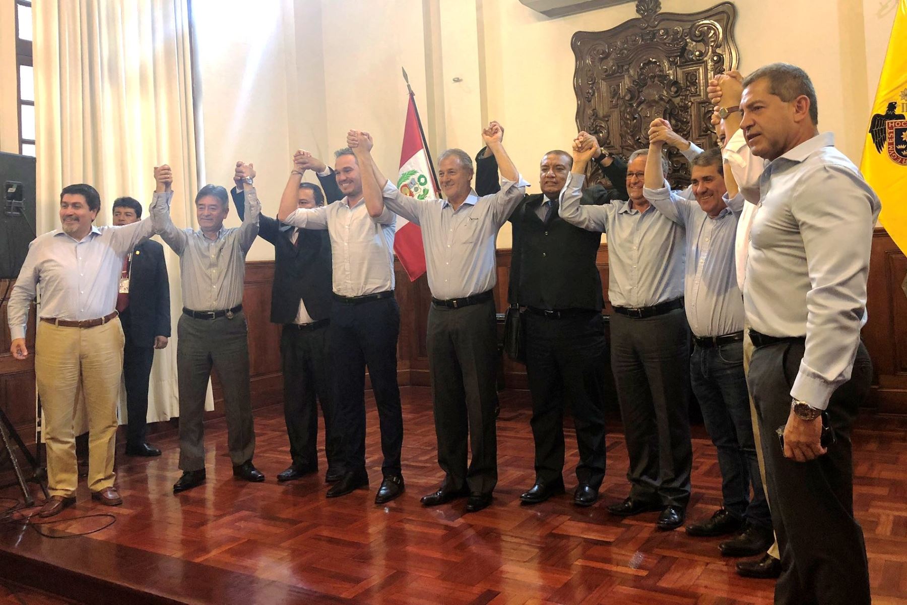 Alcaldes de Lima brindan apoyo a La Victoria en su lucha contra la delincuencia. Foto: ANDINA/@exruloza.