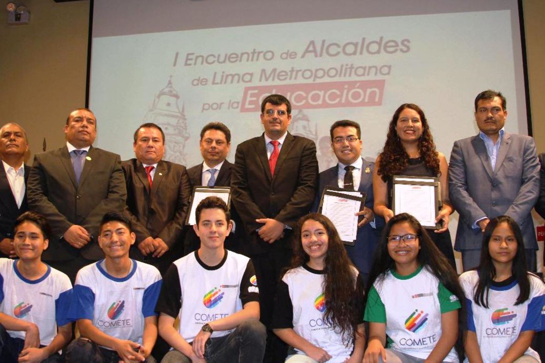 Minedu: alcaldes de Lima firman compromiso por la educación. Foto: ANDINA/Difusión.