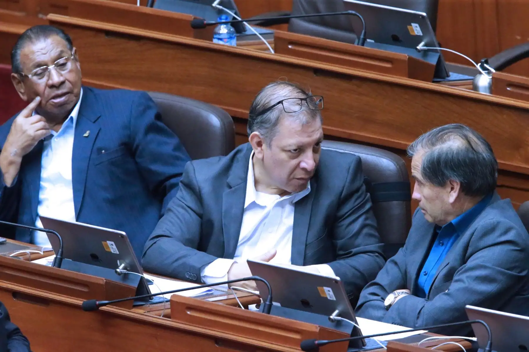 El Pleno del Congreso aprobó en primera votación una iniciativa que incorpora la transparencia en el Poder Judicial, el Ministerio Público, Tribunal Constitucional, Academia de la Magistratura y el Consejo Nacional de la Magistratura .Foto: ANDINA/Norman Córdova