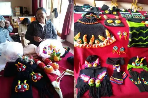 ANDINA/DifusiónMicroempresarios de Puno elaboran accesorios alusivos a la Festividad de la Virgen de la Candelaria. ANDINA/Difusión