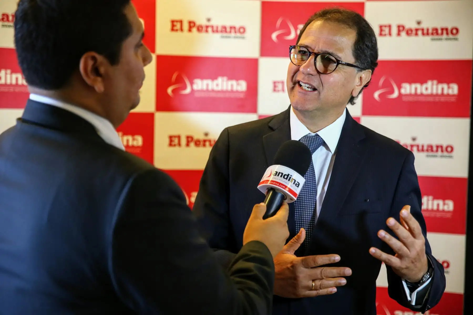 Ministro de Energía y Minas, Francisco Ísmodes. ANDINA/Luis Iparraguirre