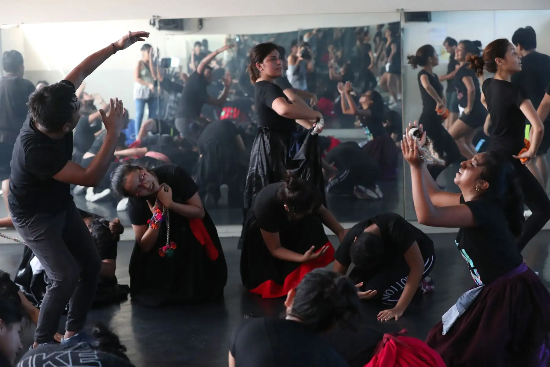 Escuela Nacional de Folklor Jose Maria Arguedas, investiga, rescata y difunde nuestra cultura a través de la danza y la música. Foto: ANDINA/Melina Mejía