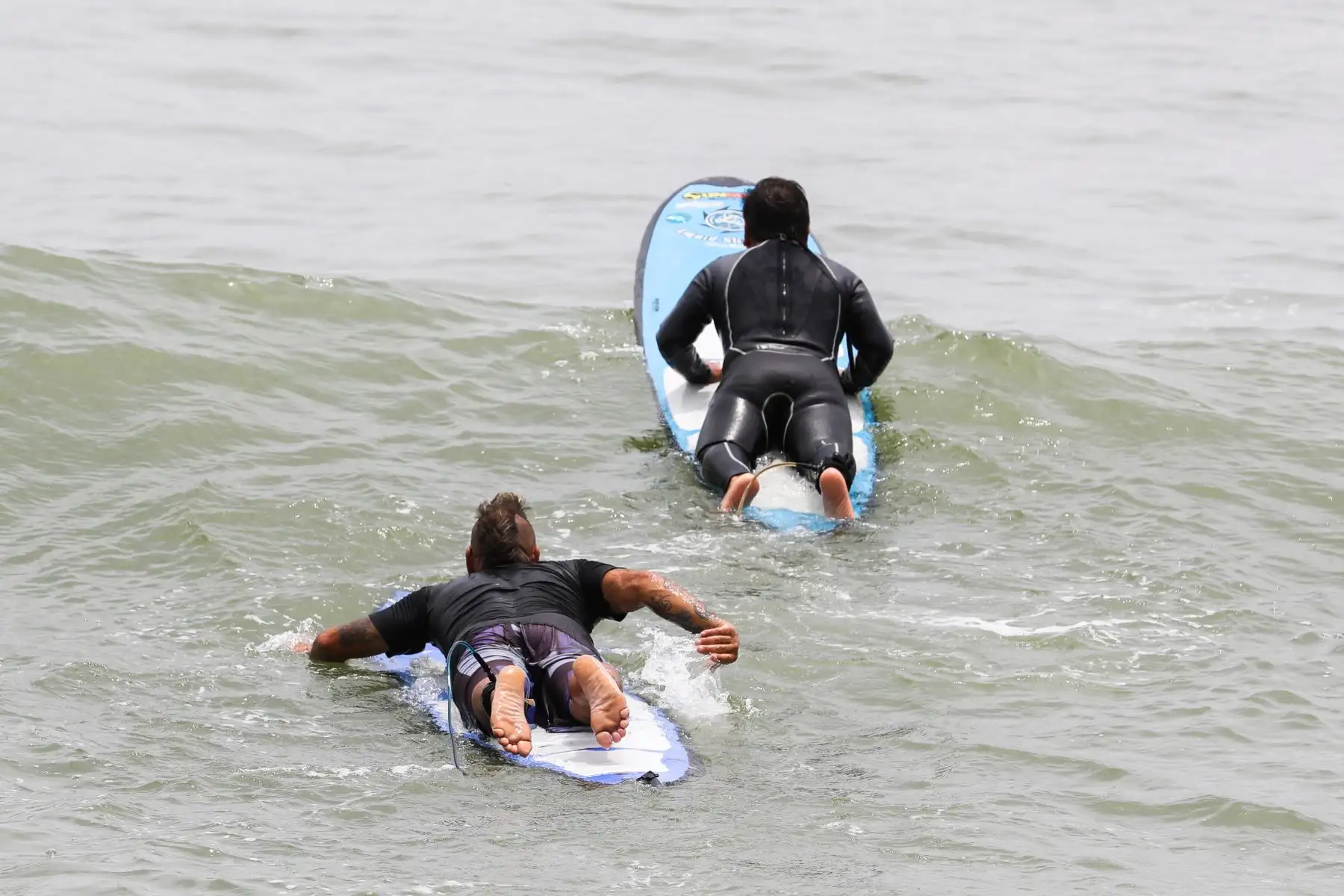 Clases de surf en la Costa Verde.

Foto: ANDINA/Juan Carlos Guzmán Negrini.