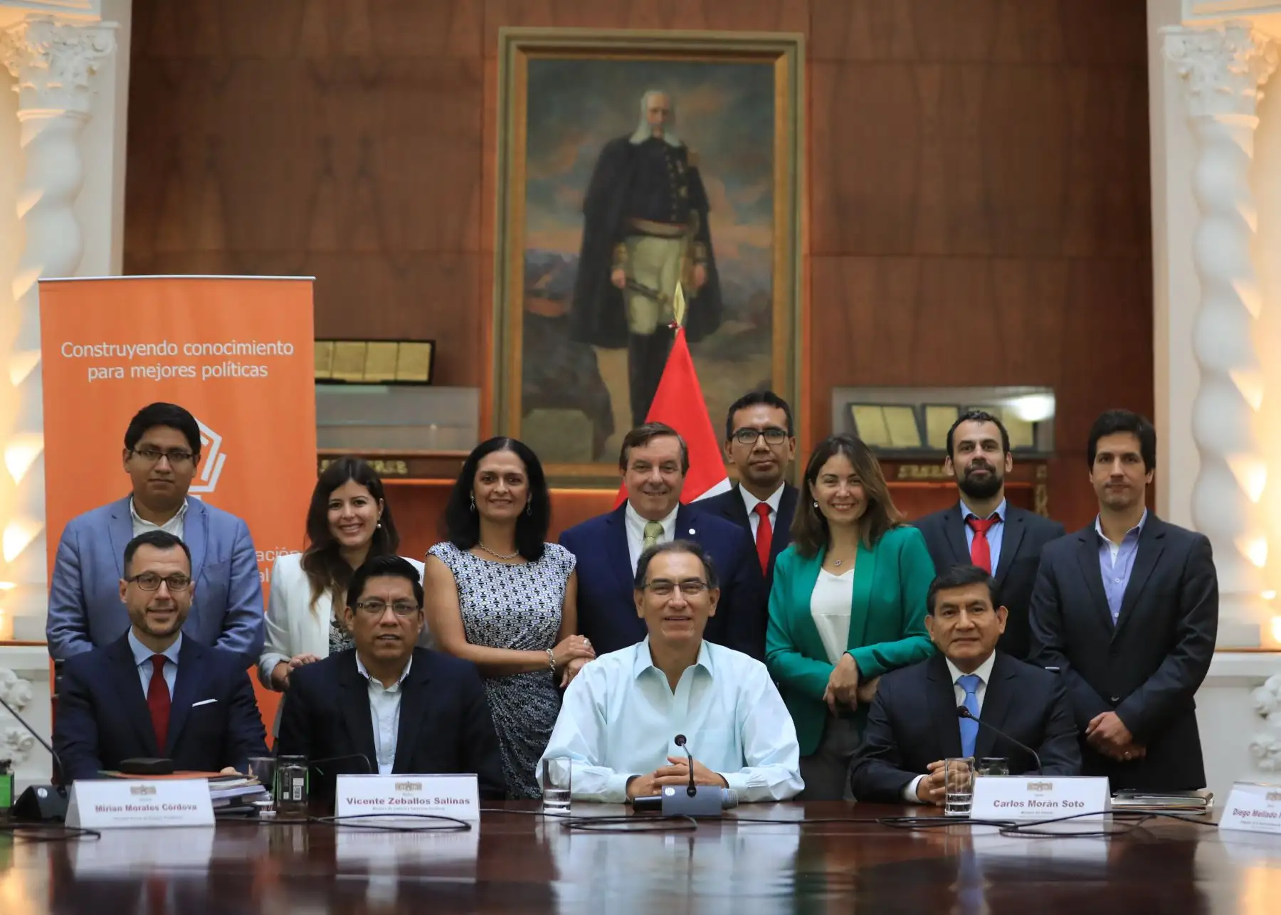 Presidente Martín Vizcarra se reunió con el CIES.