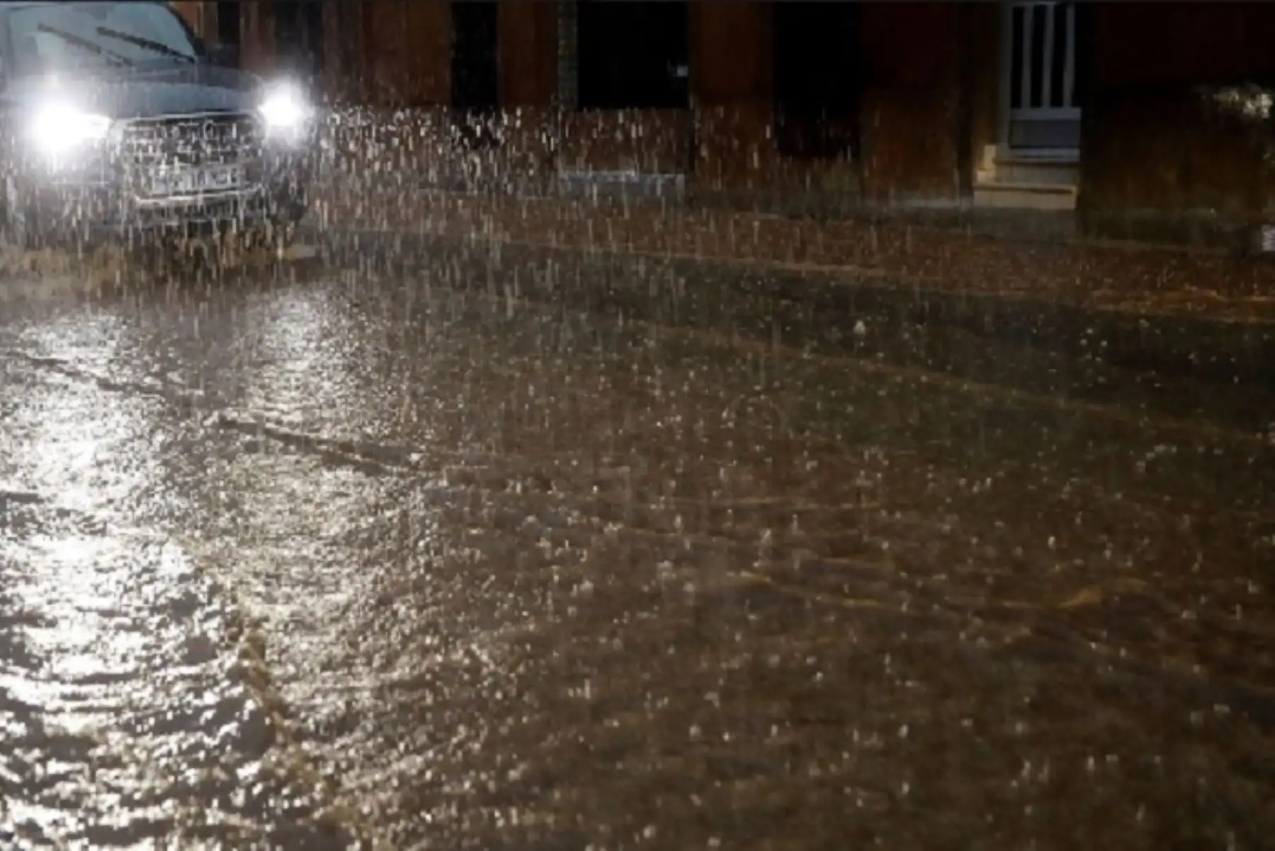En lo que va del periodo de lluvias, en la región Arequipa se ha registrado siete personas fallecidas, informó hoy la Oficina Regional de Defensa Civil.