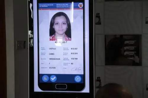 Para tener DNI dígital es necesario tener DNI electrónico y un celular de gama media o alta, afirman especialistas del Reniec. ANDINA/Difusión