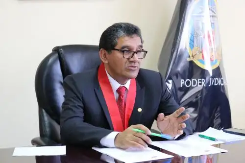 El presidente de la Corte Superior de Justicia de Lambayeque, Oscar Burga, adelantó que se adoptarán medidas para disminuir el consumo de papel y tóner.