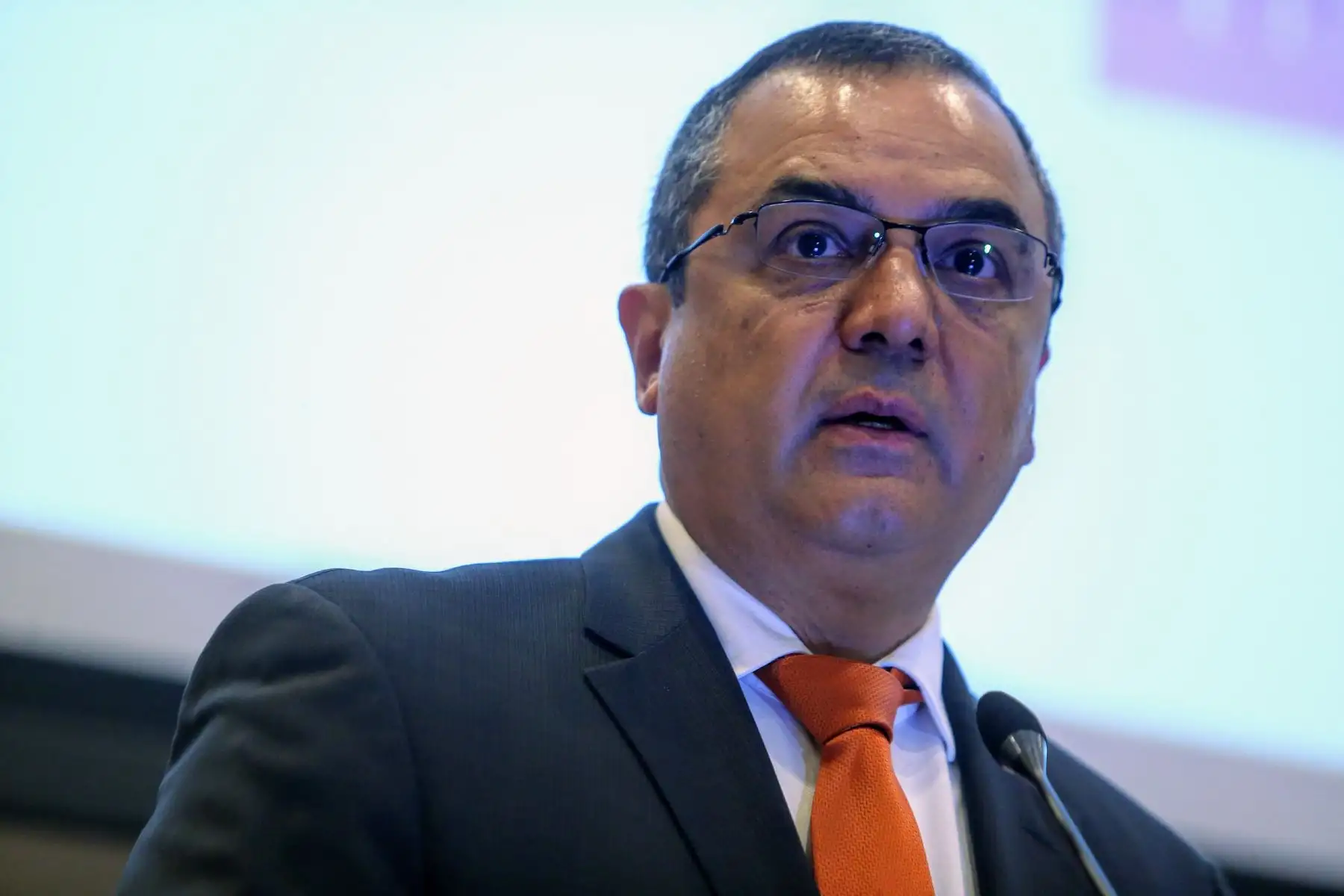 Ministro de Economía y Finanzas, Carlos Oliva. ANDINA/Luis Iparraguirre