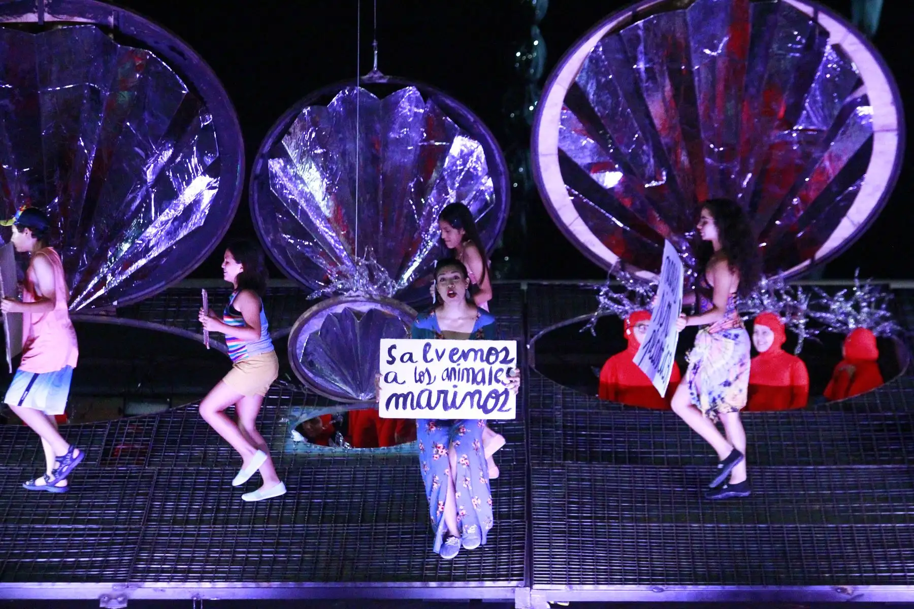 Estrenan obra teatral musical “La ciudad bajo el mar” sobre la contaminación ambiental con libreto de Maritza Nuñez y música original del compositor Nilo Velarde, y la participan más de 70 integrantes del Coro Nacional de Niños.Foto: ANDINA/Eddy Ramos