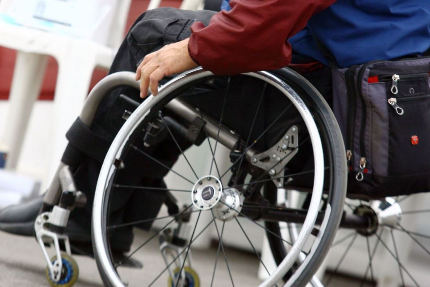 MTC aclara que patinetas y sillas de ruedas eléctricas no requieren de placa ni SOAT. Foto: ANDINA/archivo.