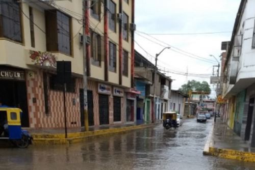 El Servicio Nacional de Meteorología e Hidrología del Perú informó que, en la Costa y la Sierra norte, principalmente en los departamentos de Piura y Tumbes, se registrará lluvia de ligera a moderada intensidad de forma localizada desde hoy y hasta mañana lunes 30 de enero. ANDINA/Difusión