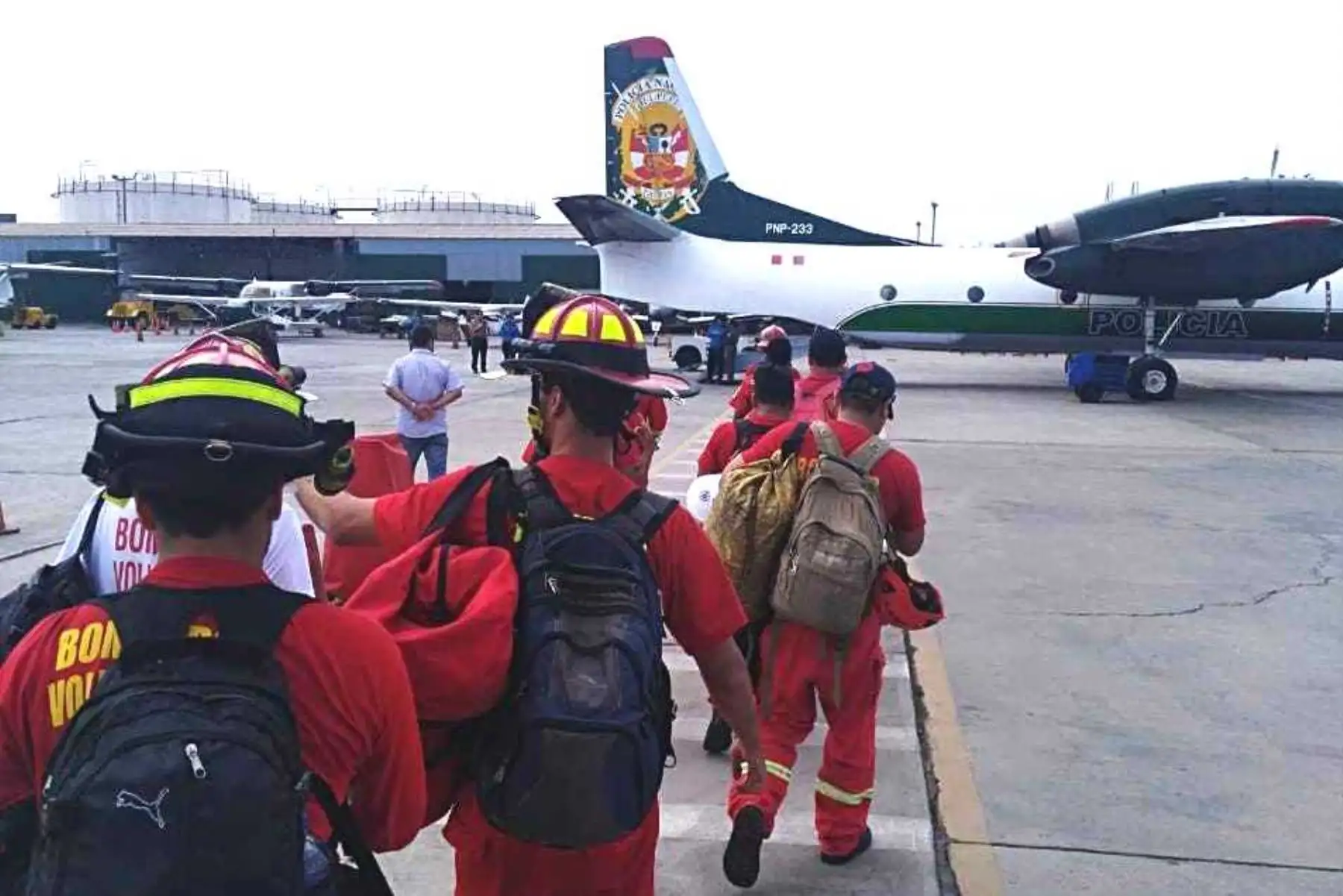 Bomberos voluntarios de Lima viajaron a Moquegua para labores de salvataje. Foto: ANDINA/Difusión.