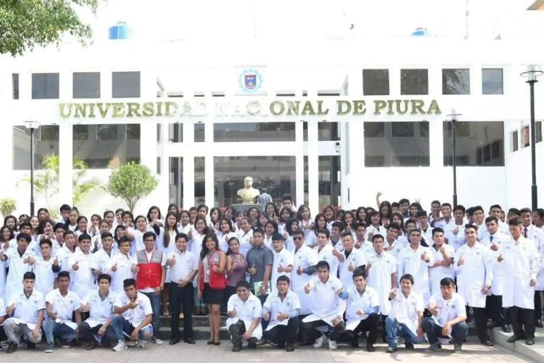 Ciento sesenta jóvenes de los distritos de Catacaos, Castilla, Cura Mori, Piura y 26 de Octubre en Piura, culminaron la capacitación técnico productiva como operarios de producción de agroexportación brindada por el Programa Nacional de Empleo Juvenil “Jóvenes Productivos” del Ministerio de Trabajo y Promoción del Empleo (MTPE).