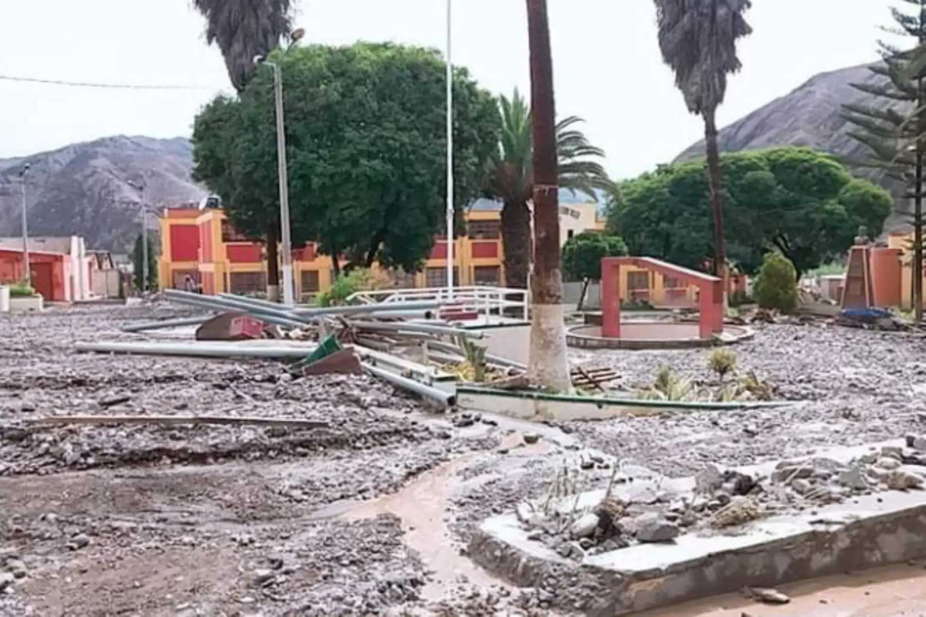 Fuertes lluvias y huaycos nos dejan estas imàgenes  del centro poblado Mirave, en el distrito de Ilabaya, en la provincia Jorge Basadre.Foto: ANDINA/Prefectura Tacna